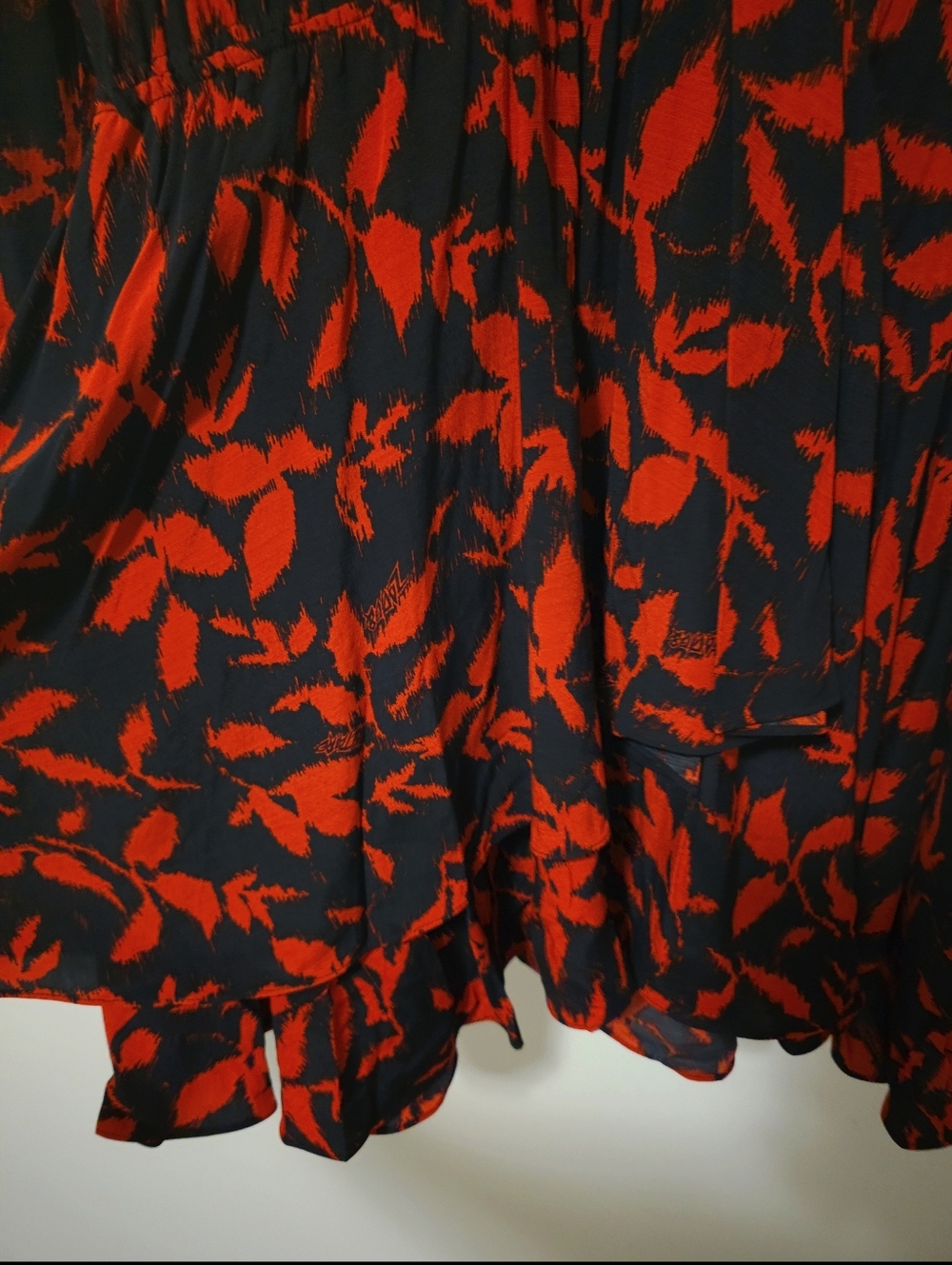 Zadig & Voltaire Red Black Floral Pattern Mini Dress With Pleated Skirt Size L - Picture 8 of 12